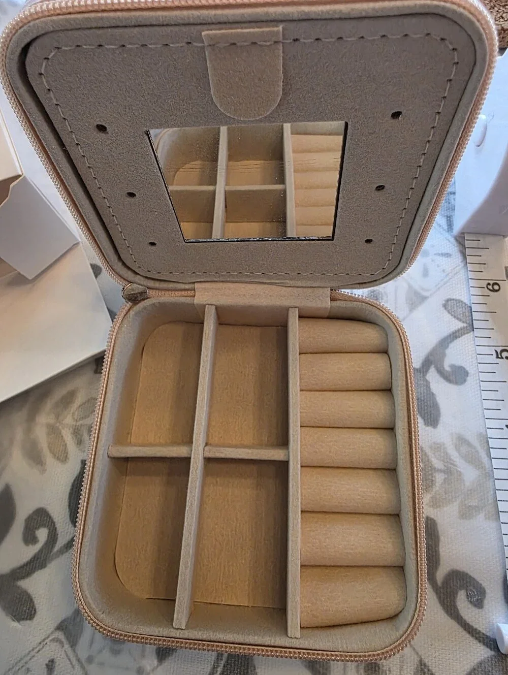 Sister Gift Square Travel Jewelry Case Organizer Box Nude Pink NWT